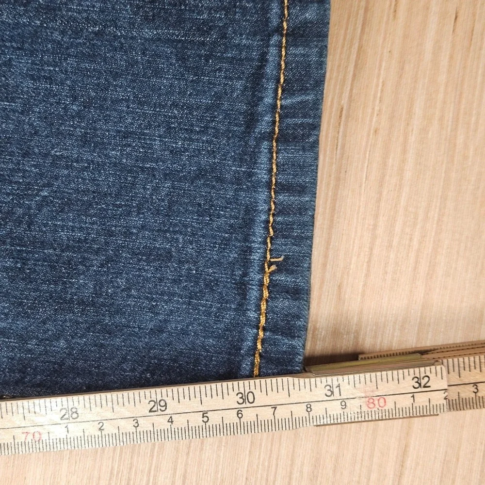 Levi's 514 Straight Leg Jeans Men 32x34‎ Fits 32x31 Blue Denim Waterless